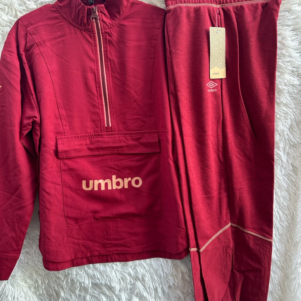 Girls New Umbro Burgundy Activewear Set Windbreaker with pants set